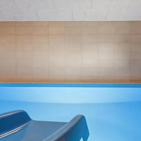 Beautiful In With Sauna بيت للعطل *